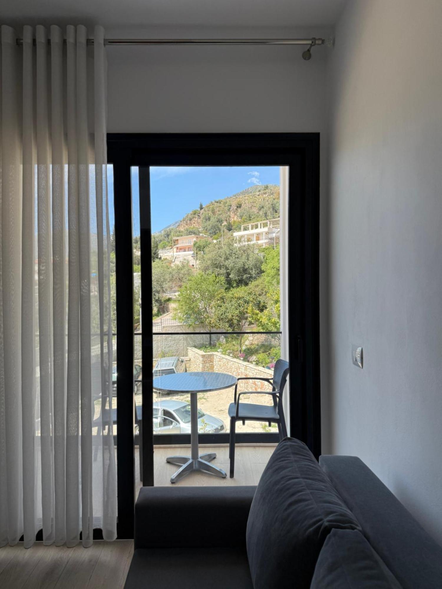 Villa Thomas Dhermi Exterior photo